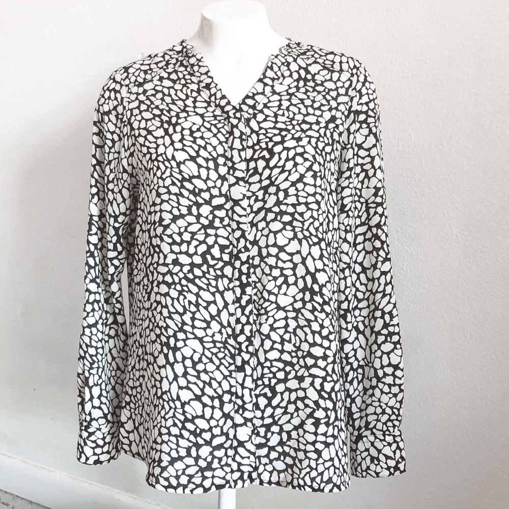 Apt. 9 Petite White Black Patterned Blouse